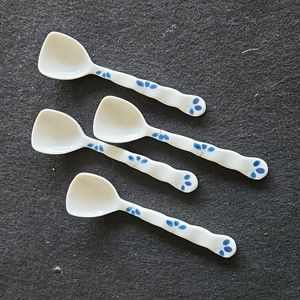 Asian inspired spoons